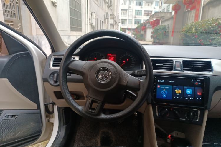 Used Volkswagen Santana 2013 1.6L Manual Comfort Edition Steering Wheel