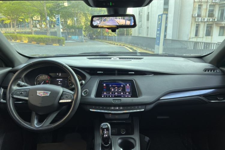 Used Cadillac XT4 2020 Revised Version 28T Two-Wheel Drive Tech Edition
