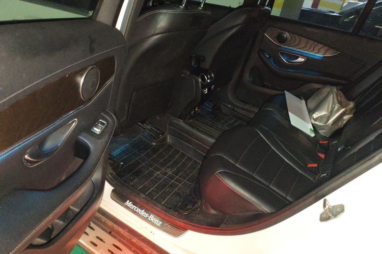 Used Mercedes-Benz GLC 2019 GLC 300 L 4MATIC Dynamic Model