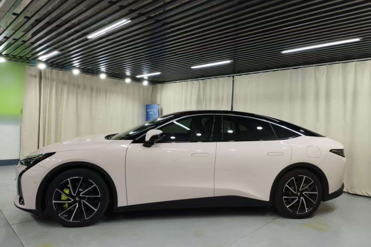 Used ARCFOX Alpha S5 2024 708MAX 200kW
