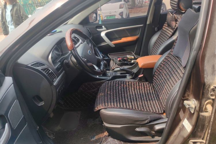 Used Geely Auto Emgrand 2016 Hatchback RS 1.5L Manual - Upward Edition
