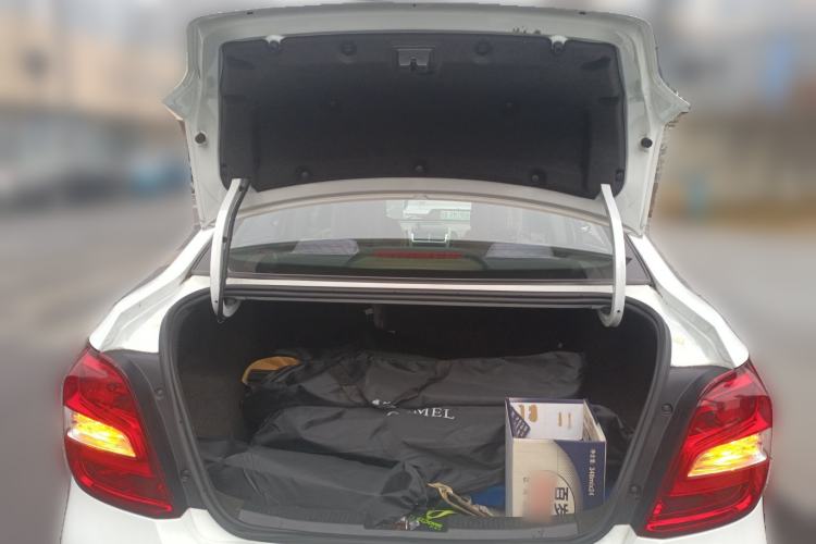 Used Chevrolet Aveo Sonic 2014 Sedan 1.4SL MT Comfort Edition
