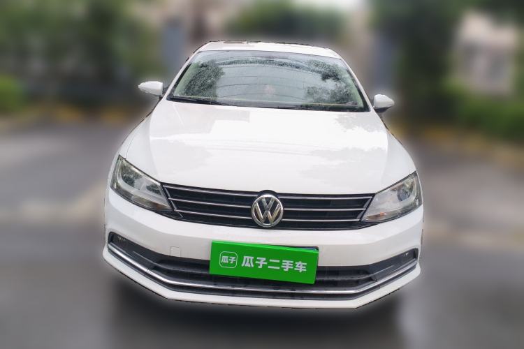 Used Volkswagen Sagitar 2017 180TSI Automatic Luxury Edition Front