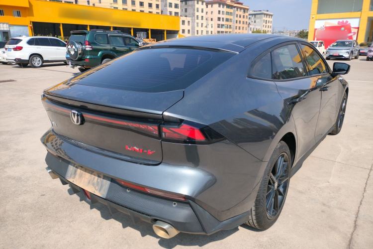 Used Changan UNI-V 2023 1.5T Premium Model