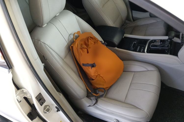 Used GAC Trumpchi GS7 2017 320T Two-Wheel-Drive Luxury Smart Connectivity Model
