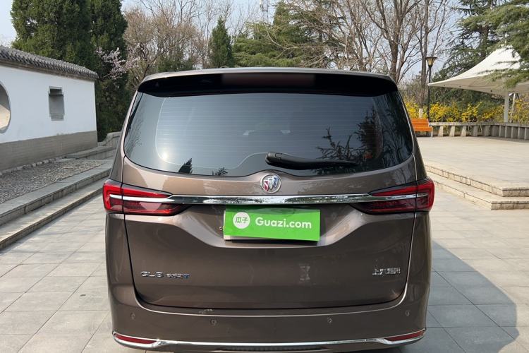 Used Buick GL8 2023 Land Executive Class Comfort Model