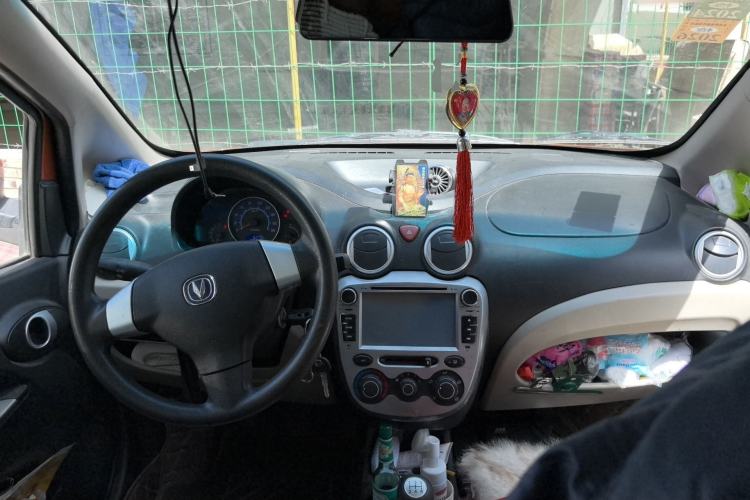 Used CHANGAN Benni mini 2012 1.0L Manual Fashion Edition China IV Standard Center Console