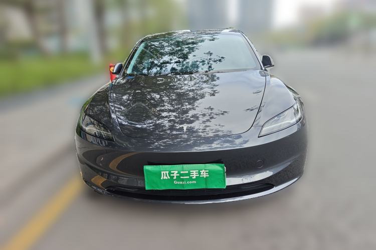 Used Tesla Model 3 2023 Long-Range All-Wheel-Drive Version