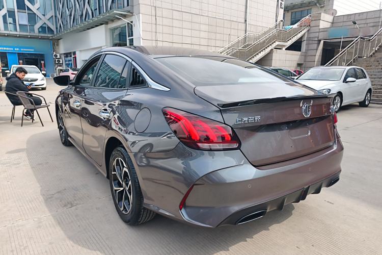 Used MG 5 2023 180 DVVT CVT Fashion Edition
