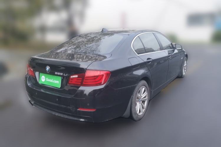 Used BMW 5 Series 2013 525Li Leading Model
