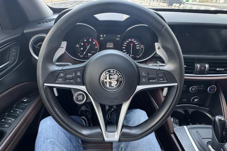 Used Alfa Romeo Stelvio 2017 2.0T 280HP Luxury Edition