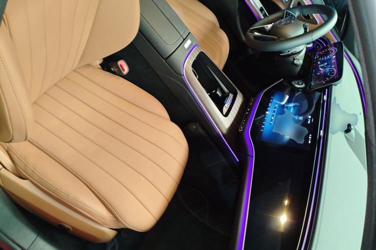 Used Mercedes-Benz E-Class 2025 E 300 L Luxury Model Right Front Seat