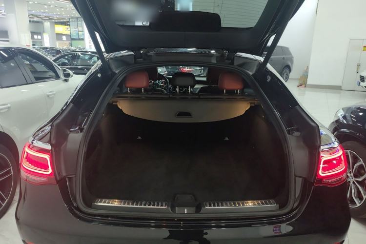 Used Mercedes-Benz GLC Coupe 2022 Refreshed GLC 260 4MATIC Coupe SUV Trunk