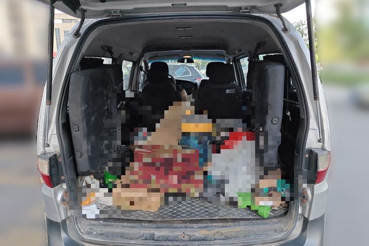 Used JAC Refine 2011 2.0L Shuttle Gasoline Comfort Edition HFC4GA3
