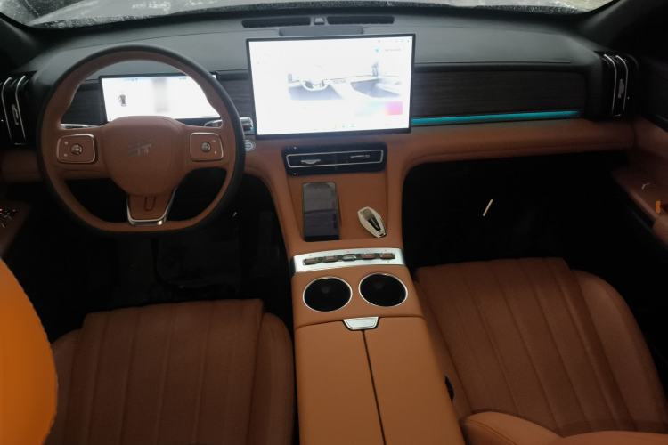 Used JETOUR X70L 2026 Model—2.0TD Automatic Flagship, 7-seater
