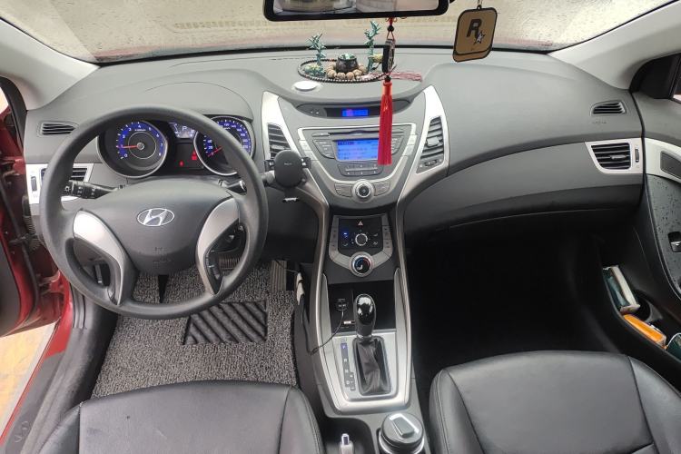 Used Hyundai Elantra (5th Generation / Langdong) 2012 1.6L Automatic Fashion Edition
