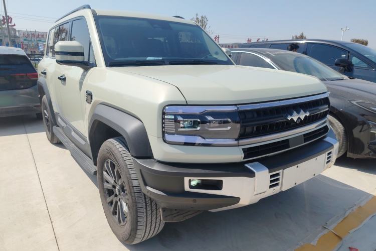 Used Formula Leopard 5 2023 Explore Edition