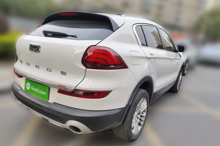 Used Qoros 5 2017 1.6T Automatic Prestige Model
