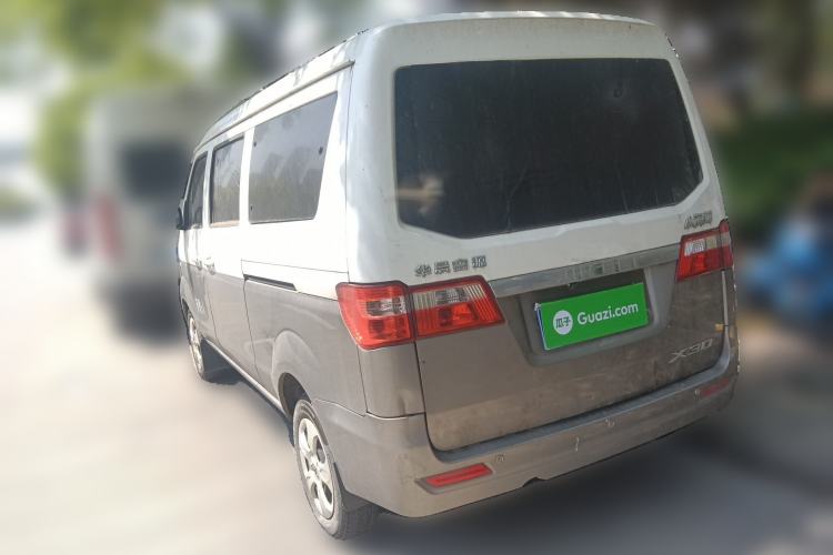 Used Jinbei Hiace X30 2023 1.5L Business-Style Passenger Van 5/6/7-Seater Non-Air-Conditioned Version SWC15M
