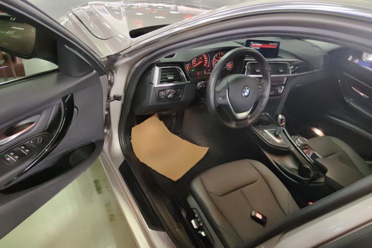 Used BMW 3 Series 2017 320Li Fashion Model
