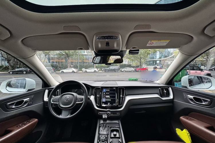 Used Volvo XC60 2019 T5 4x4 Smart Edition China VI Standard