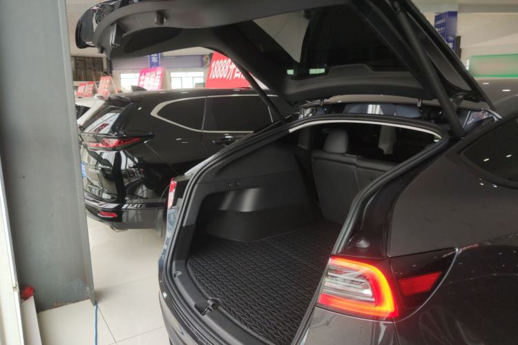 Used Tesla Model Y 2024 Rear-Wheel-Drive Version Trunk