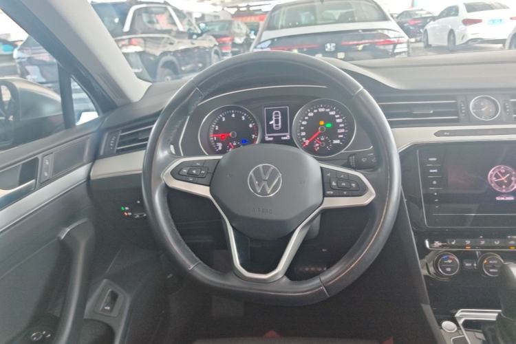 Used Volkswagen Magotan 2020 280TSI DSG Comfort Edition Steering Wheel