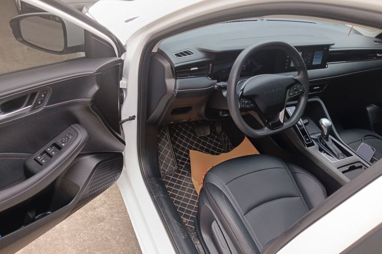 Used Roewe i5 2023 1.5L CVT Luxury Edition Driver Seat