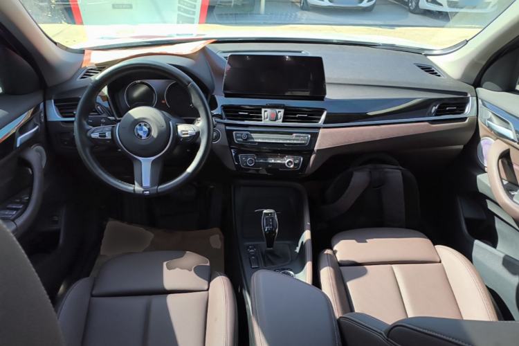 Used BMW X1 2022 sDrive25Li Leading Model
