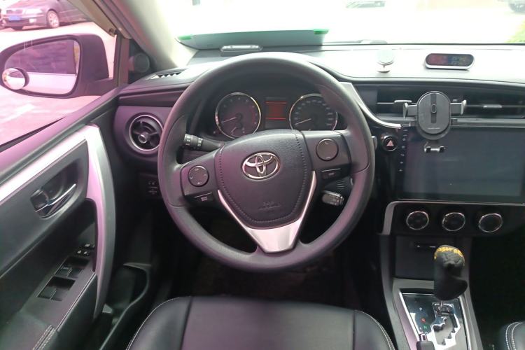 Used Toyota Corolla 2018 1.2T S-CVT GL-i Zhihui Edition Steering Wheel