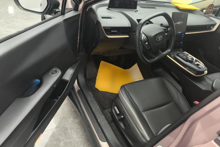 Used Toyota bZ3 2023 616 km Long-Range Premium