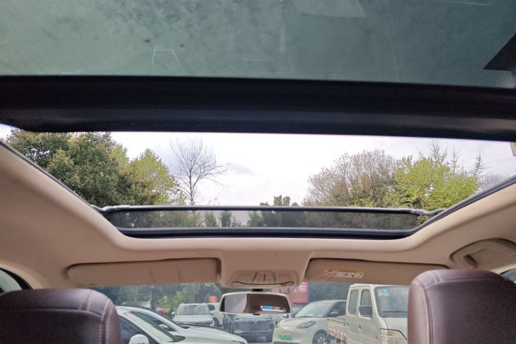 Used Bestune T77 2019 230 TID Automatic Luxury Version China VI Emission Standard
