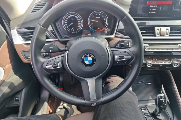 Used BMW X1 2021 Restyled sDrive25Li Leading Edition Steering Wheel