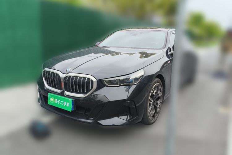 Used BMW 5 Series 2024 530Li Luxury Edition M Sport Package