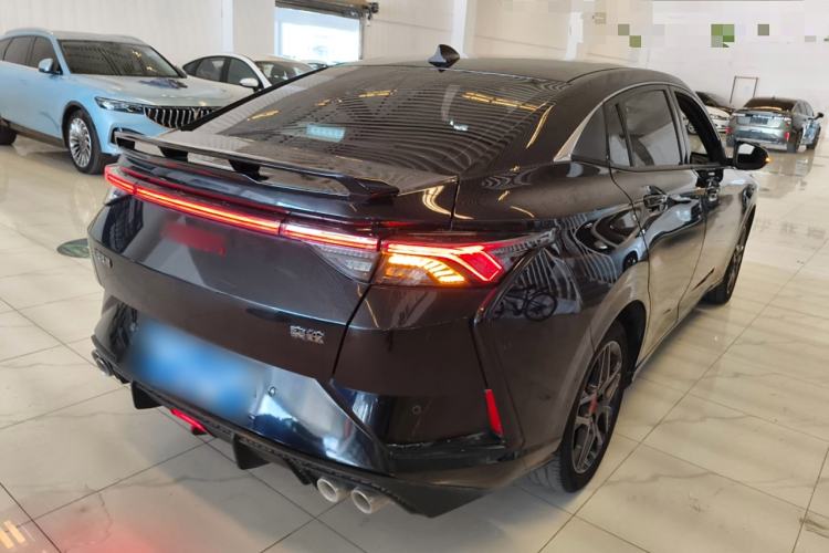 Used Dongfeng Aeolus Yixuan 2022 230T Automatic Adaptive-Beam Knight Edition
