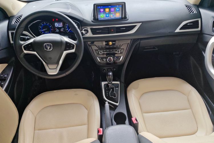 Used CHANGAN Alsvin V7 2016 1.6L Automatic Enjoyment Model China V Standard Center Console