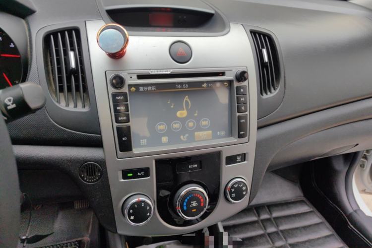 Used Kia Forte 2014 1.6L MT GL Audio And AC Panel