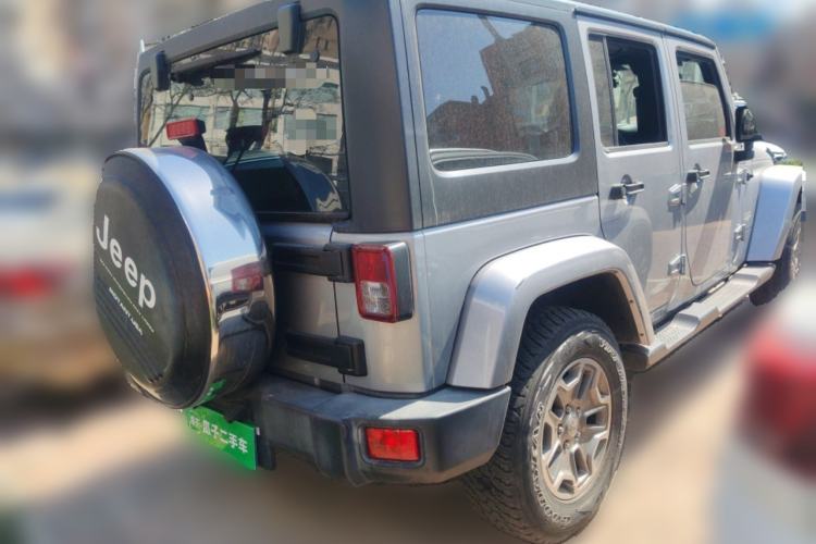 Used Jeep Wrangler 2015 3.0L Sahara Four-Door Comfort Edition