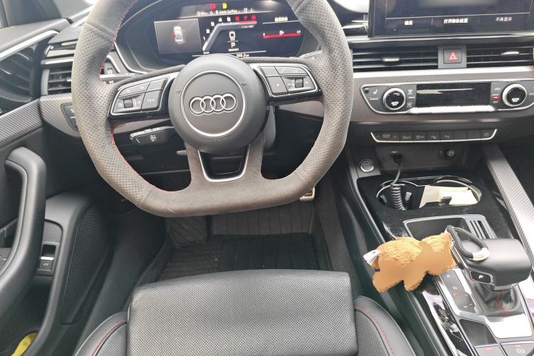 Used Audi A4L 2022 40 TFSI quattro RS Performance Package
