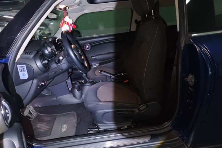 Used MINI 2014 1.5T COOPER Fun