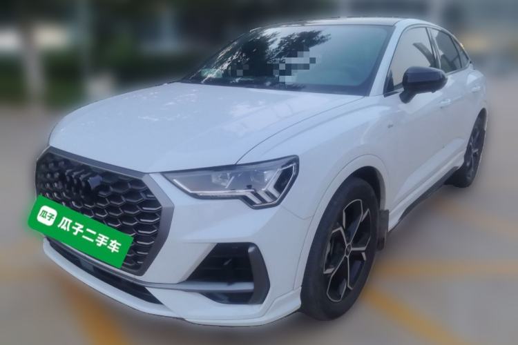 Ojetý Audi Q3 Sportback 2024 40 TFSI Fashion Version