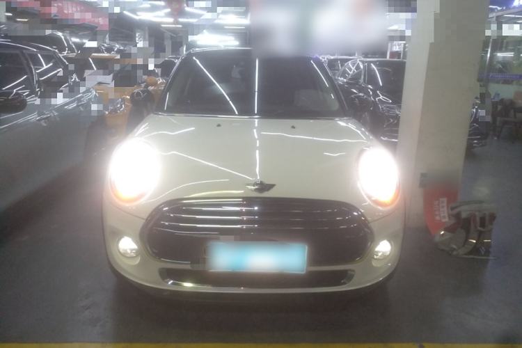 Used MINI MINI 2016 1.5T COOPER Pioneer Edition Five-Door Model