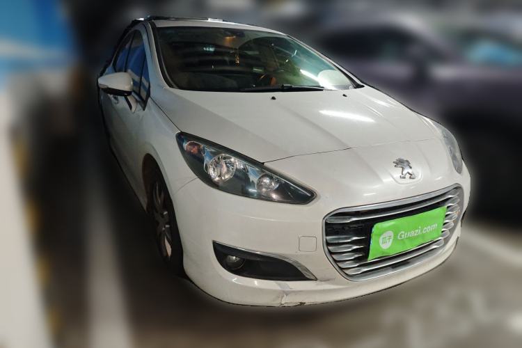 Used Peugeot 308 2014 Enjoyment Edition Classic 1.6L Automatic Fashion Model Front Right 45 Deg