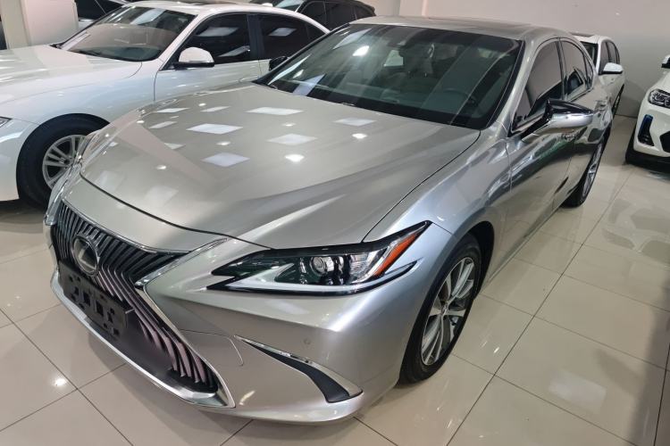Used Lexus ES 2018 200 Luxury Edition China V Standard