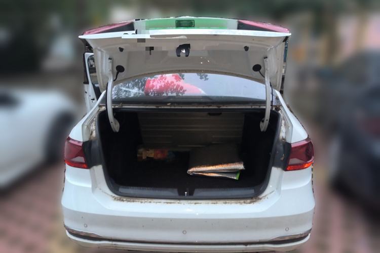 Used Jetta VA3 2021 1.5L Automatic Enjoyment Edition Trunk