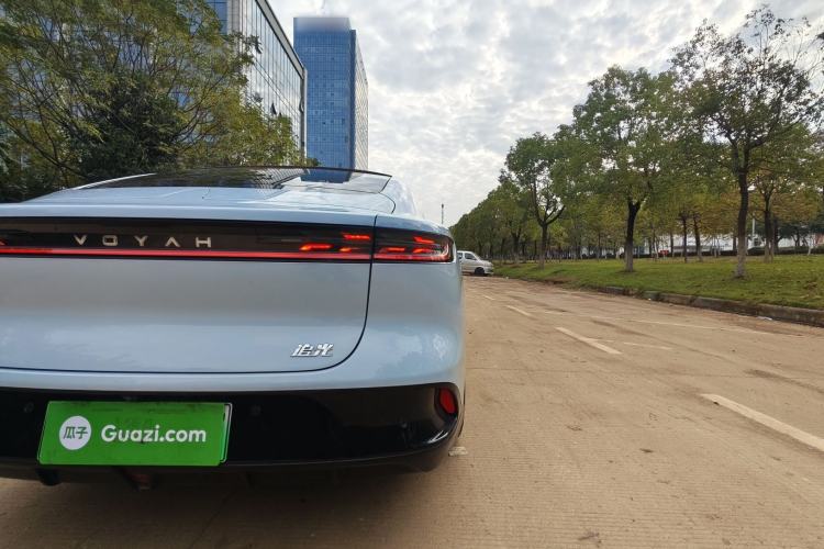 Used VOYAH PASSION 2023 Four-Wheel Drive Standard Edition
