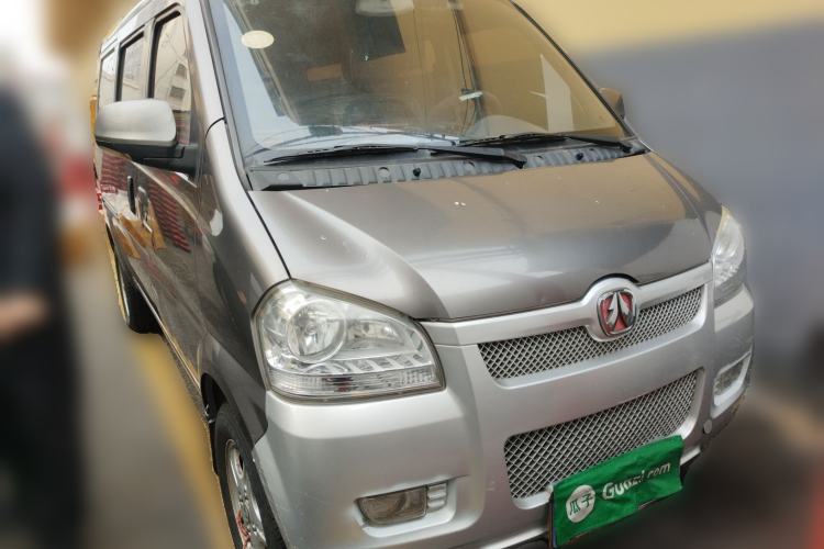 Used BAIC Weiwang 306 2013 1.2L Value Edition Comfort Type 7 Seats A12 China IV Emission Standard Front Right 45 Deg