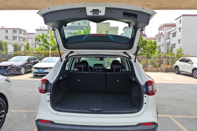 Used Nissan Qashqai 2023 Classic 2.0L CVT XV Comfort Edition