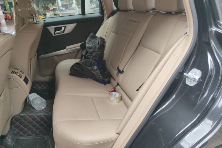 Used Mercedes-Benz GLK-Class 2011 GLK 300 4MATIC Luxury Model
