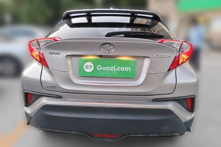 Used Toyota IZOA 2018 2.0L Yichi Version China VI Standard